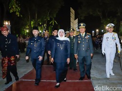 Pimpin Apel Renungan Suci, Ini Pesan Gubernur Khofifah untuk Warga Jatim