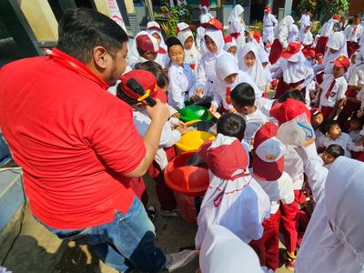 Mimpi Anak-anak Bantargebang Merdeka dari Sampah