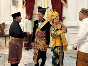 Viral Prabowo Tak Injak Karpet Merah di Istana, Netizen: Respect Pak!