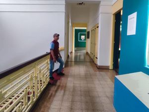 Mezzanine : Pengertian, Jenis, dan Kegunaan