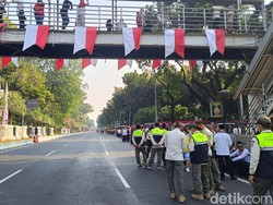 Jalan Medan Merdeka Barat Menuju Patung Kuda Ditutup Jelang Kirab Bendera