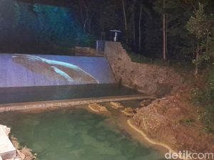 Atraksi Cahaya Kemerdekaan di Pangandaran