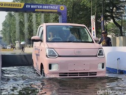 Jajal Langsung dan Nyiksa Seres E1, Mobil Listrik Seharga Rp 189 Juta