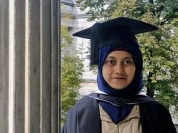 Kisah Sri Melati: Difabel Netra Lulusan UCL, Eks Dokter yang Pilih Ngajar di SLB