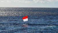 Unik! Bendera Merah Putih juga Berkibar dari Bawah Laut
