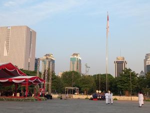 Heru Budi Pimpin Upacara HUT Ke-78 RI di Monas Heru Budi Pimpin Upacara HUT Ke-78 RI di Monas