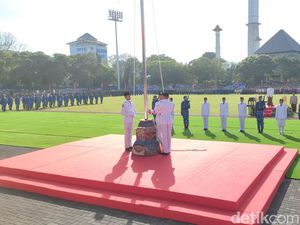Mangkunegoro X Blak-blakan Ngaku Tegang Jadi Inspektur Upacara HUT RI Mangkunegoro X Blak-blakan Ngaku Tegang Jadi Inspektur Upacara HUT RI