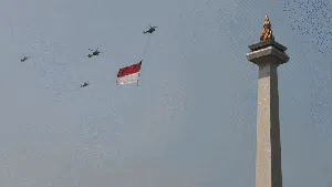 Bingkai Sepekan: Pengibaran Sang Saka Merah Putih Terbesar-Terunik