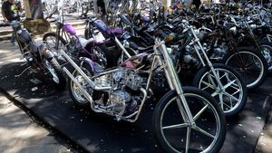 200 Motor Custom Mejeng di Denpasar