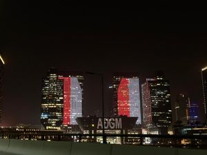 Peringatan HUT ke-78 RI, Merah Putih Hiasi 16 Gedung Ikonik di UEA