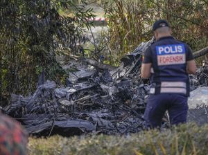Geger Pesawat Jatuh ke Jalan Tol Malaysia, Tak Ada Panggilan Darurat