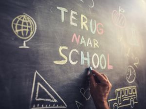 10 Kata dalam Bahasa Indonesia yang Mirip dengan Bahasa Belanda, Kantoor-Koelkast 10 Kata dalam Bahasa Indonesia yang Mirip dengan Bahasa Belanda, Kantoor-Koelkast
