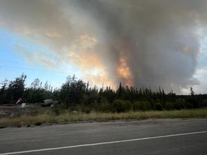 30 Ribu Warga Diminta Segera Evakuasi Diri Imbas Kebakaran Hutan di Kanada