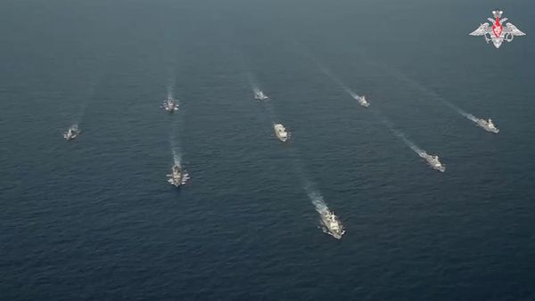 Kapal Perang Rusia-China Patroli Maritim di Samudra Pasifik