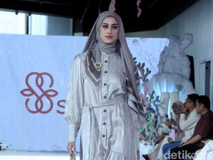 10 Koleksi Busana Shi by Shireen Sungkar, Feminin Serba Pastel 10 Koleksi Busana Shi by Shireen Sungkar, Feminin Serba Pastel