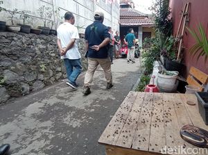 Kampung di Tasikmalaya 3 Bulan Diserbu Pasukan Lalat di Mana-mana Kampung di Tasikmalaya 3 Bulan Diserbu Pasukan Lalat di Mana-mana