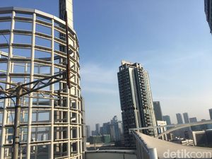 Udara DKI dan Sekitarnya Lagi Agak Mendingan, Tumben Langitnya Kelihatan! Udara DKI dan Sekitarnya Lagi Agak Mendingan, Tumben Langitnya Kelihatan!