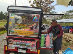Kisah Marsiana, Barista Keliling Difabel Penjaja Kopi Temanggung