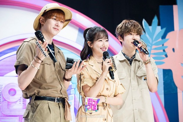 Minhyuk MONSTA X, Naeun, dan Jaehyun NCT/ Foto: twitter.com/sbsnoriter Minhyuk MONSTA X, Naeun, dan Jaehyun NCT/ Foto: twitter.com/sbsnoriter