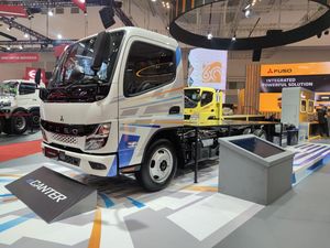 Menanti Truk Listrik Pertama di Indonesia Tanpa Guyuran Subsidi Menanti Truk Listrik Pertama di Indonesia Tanpa Guyuran Subsidi