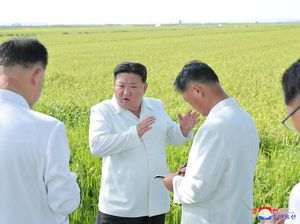 Momen Kim Jong Un Damprat Pejabat Korut Gegara Gagal Antisipasi Topan Momen Kim Jong Un Damprat Pejabat Korut Gegara Gagal Antisipasi Topan