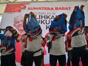 Kecewa Prabowo Jadi Anak Buah Jokowi, Relawan di Padang Ganti Dukung Ganjar Kecewa Prabowo Jadi Anak Buah Jokowi, Relawan di Padang Ganti Dukung Ganjar