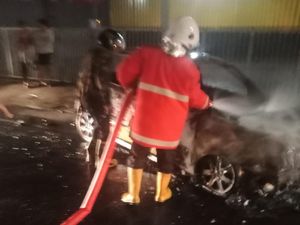 Tangki Minyak Bocor, Mobil Hangus Terbakar di Jalan Singaraja-Lovina