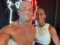 Perusahaan Ini Pecat Karyawan gegara Tak Sixpack