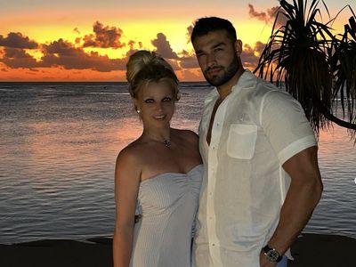 5 Momen Mesra Britney Spears-Sam Asghari yang Kini Putuskan Cerai