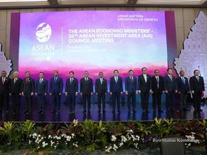 Zulhas Sebut Pentingnya Pahami Isu Ekonomi & Tren Investasi di ASEAN