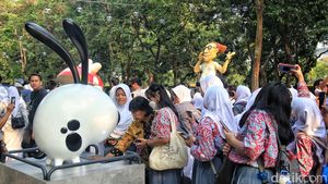 Antusias Pengunjung di Pameran Karakter Asli Indonesia