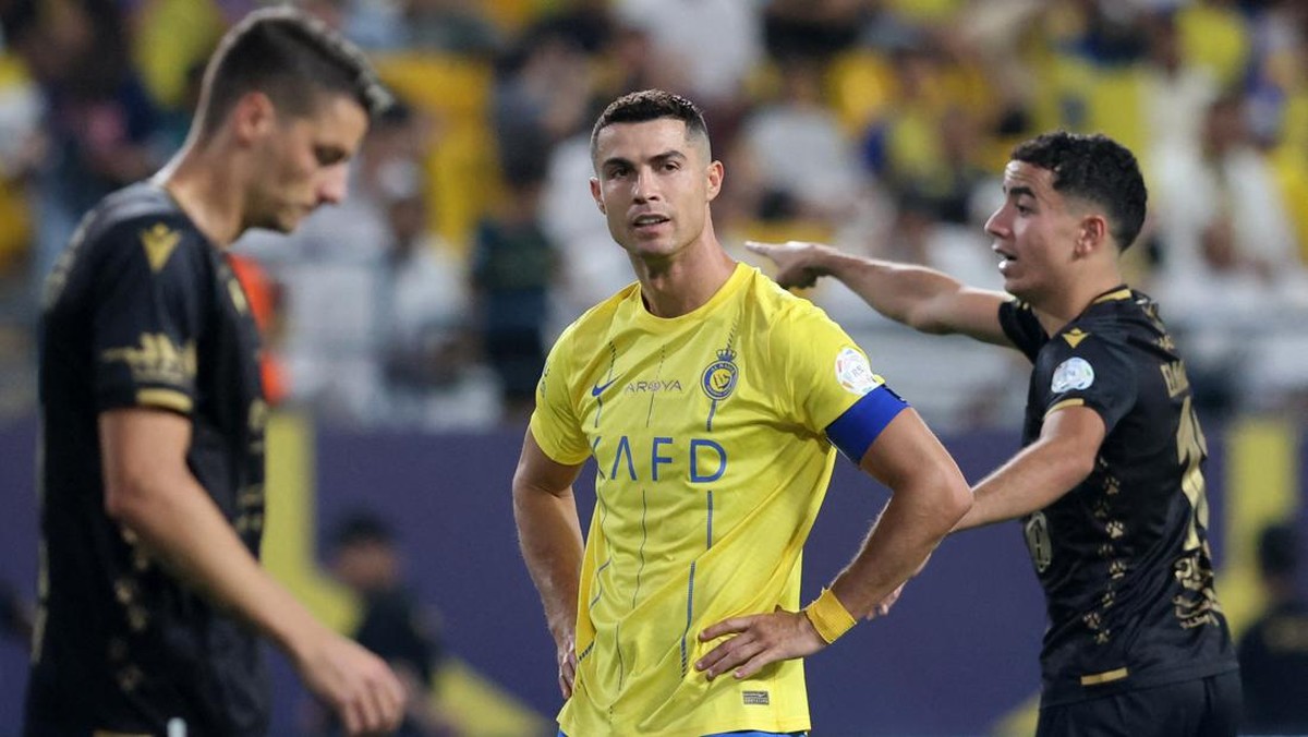 Cristiano Ronaldo di laga Al Nassr vs Al Taawoun. (Foto: REUTERS/AHMED YOSRI)