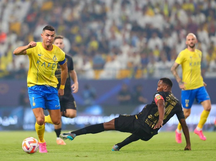 Matchday kedua Liga Arab Saudi mempertandingkan Al Nassr vs Al Taawoun. Laga digelar di KSU Stadium, Sabtu (19/8/2023) dini hari WIB.