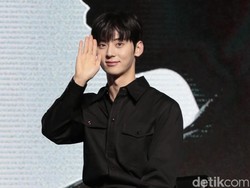 Hwang Minhyun Lagi di Jakarta, Bocorkan Sosok Paling Menginspirasi dalam Hidup