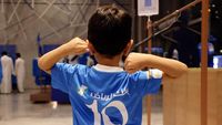 Jersey Neymar Laris Manis Diborong Pendukung Al Hilal