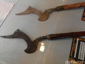 Hikayat Kujang Cangak Ondol yang Jadi Pegangan Raja-raja Cirebon Hikayat Kujang Cangak Ondol yang Jadi Pegangan Raja-raja Cirebon