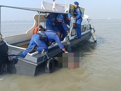 Jenazah Pria Tanpa Identitas Ditemukan di Bawah Jembatan Suramadu