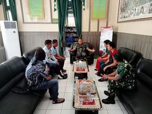 TNI AU Luruskan Salah Paham Anggota dan Warga saat Lomba HUT RI TNI AU Luruskan Salah Paham Anggota dan Warga saat Lomba HUT RI