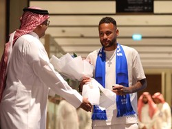 Dia bergabung dengan daftar nama-nama besar yang merumput di Liga Pro Saudi. 