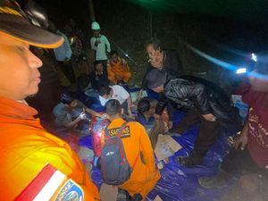 Pria di Kukar Ditemukan Ketakutan-Linglung Usai 9 Hari Hilang di Hutan Pria di Kukar Ditemukan Ketakutan-Linglung Usai 9 Hari Hilang di Hutan