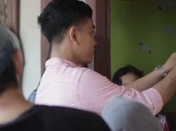 Bawaslu Solo Telusuri Aksi Gibran Tempel Stiker Ganjar, Ini Hasilnya