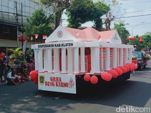 48 Peserta Pamerkan Kendaraan Hias di Karnaval Pembangunan Klaten 2023 48 Peserta Pamerkan Kendaraan Hias di Karnaval Pembangunan Klaten 2023