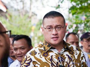 Anggota DPRD DKI Singgung Sekolah yang Tahan Ijazah: Bukan Salah Sekolah, Tapi... Anggota DPRD DKI Singgung Sekolah yang Tahan Ijazah: Bukan Salah Sekolah, Tapi...