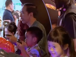 Jokowi Ajak Ketua Nahyan-Sedah Mirah Main di Mal