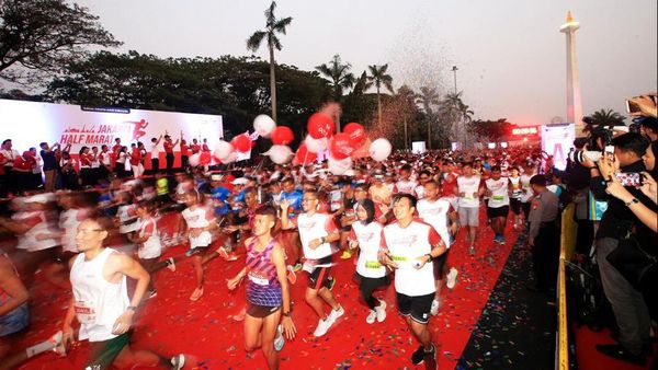 Kemeriahan Jakarta Half Marathon 2023