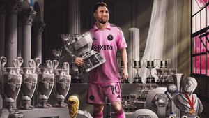 Meme Messi Angkat Trofi Lagi,  Ronaldo dan Fans Menangis