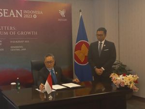 Dukung Kemudahan Dagang ASEAN, Zulhas Tandatangani 4 Mutual Recognition