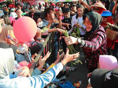 Mobil Hias Karnaval Pembangunan Klaten Tampilkan Inovasi-Prestasi OPD