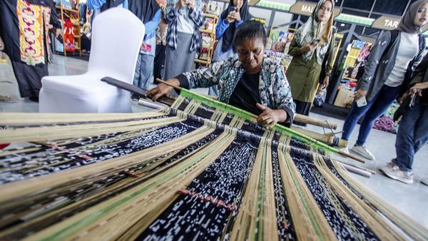 Ragam Produk UMKM Dipamerkan di Gernas BBI dan BBWI