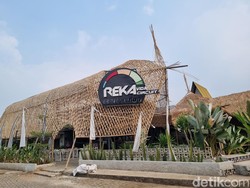 Cafe Sirkuit dan Wahana Latihan Mobil? Cuma di Bekasi!